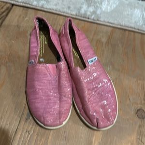 Toms shoes